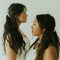 hera pearl hair clip