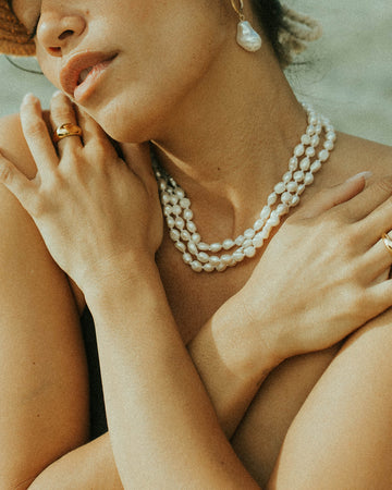 eros pearl necklace